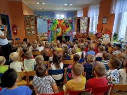 DIVADLO KOLOBĚŽKA - PRUHOVANÁ POHÁDKA